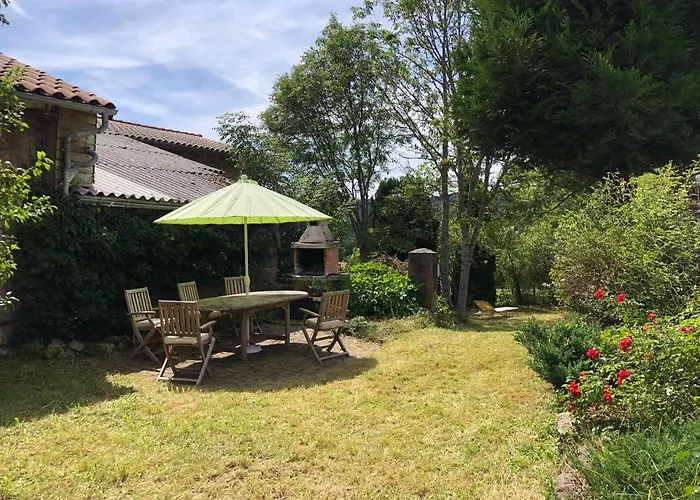 Large 100 Year Old House In Lovely Walking Area Casa vacanze