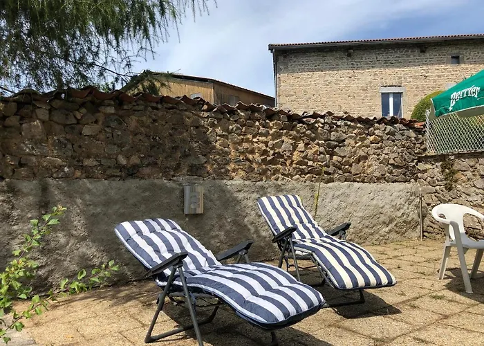 Large 100 Year Old House In Lovely Walking Area Casa vacanze Fayet-Ronaye