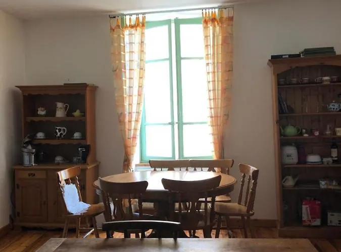 Large 100 Year Old House In Lovely Walking Area Casa vacanze Fayet-Ronaye